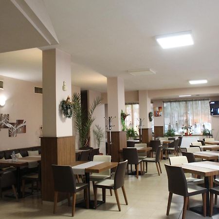Family Hotel Bulgaria Harmanli Kültér fotó