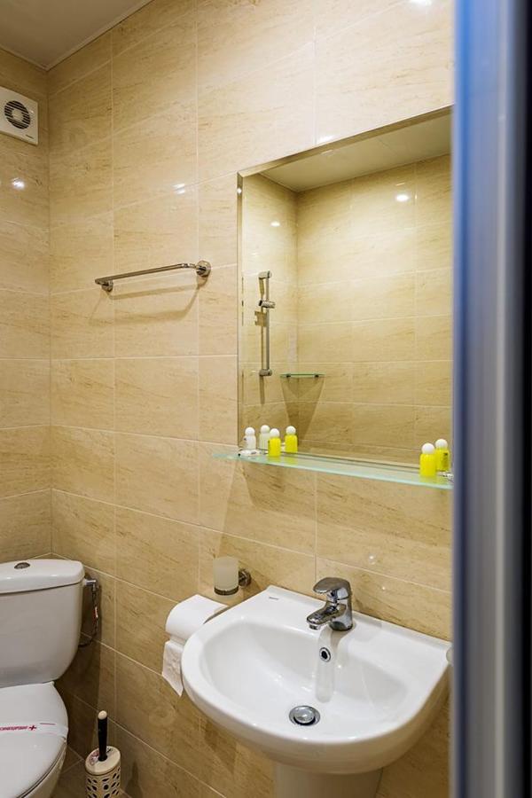 Family Hotel Bulgaria Harmanli Kültér fotó
